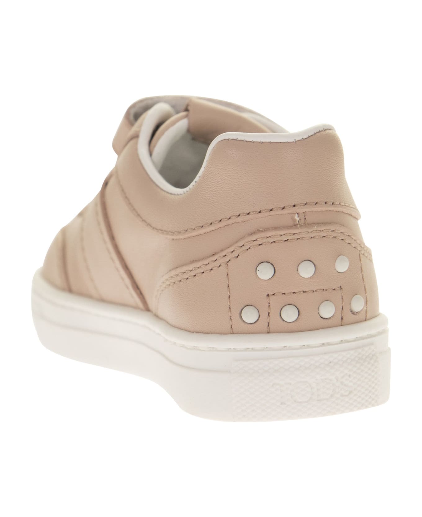 Tod's Trainers With Strap Closure - Pink シューズ