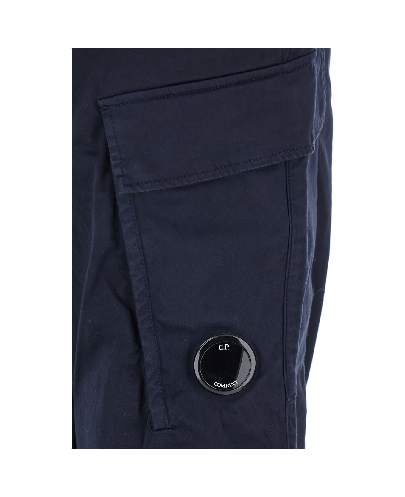 C.P. Company Blue Pants With Cargo Pockets And Lens Motif On The Leg In Cotton Man - Blu