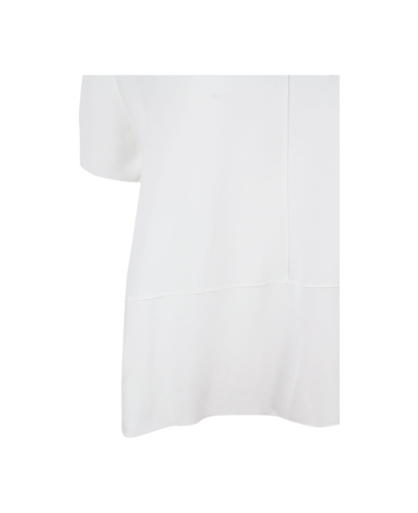 Antonelli Short-sleeved, Oversized V-neck Shirt In Silk Blend - White