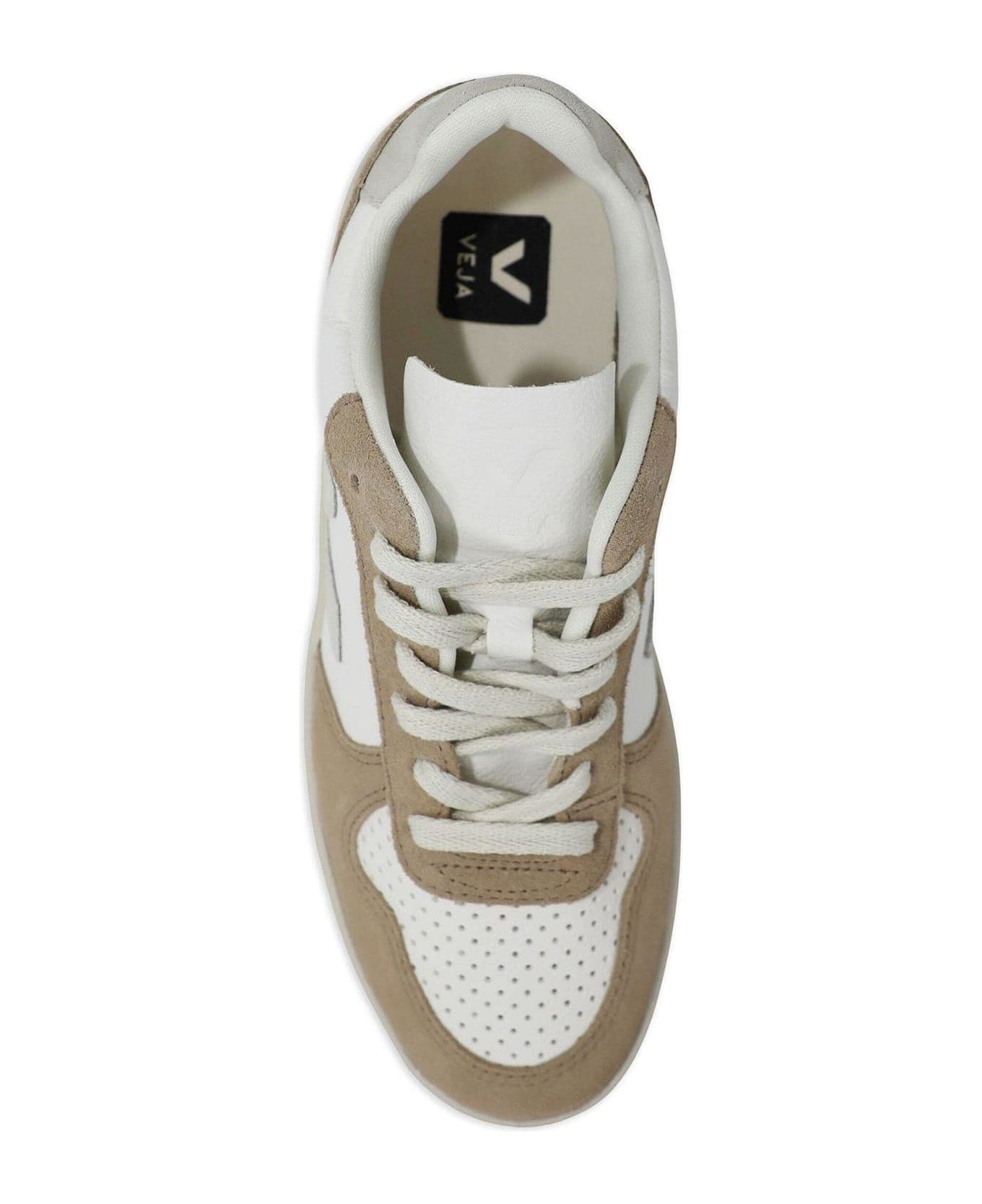 Veja V-10 Panelled Low-top Sneakers - Extra White Natural Sahara