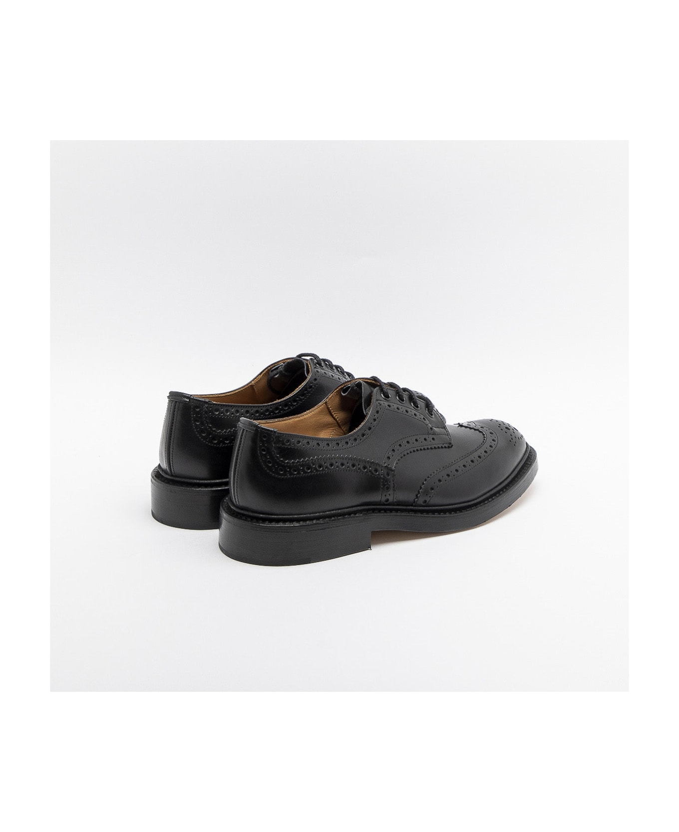 Tricker's Bourton Black Box Calf Derby Shoe (leather Sole) - Nero ローファー＆デッキシューズ