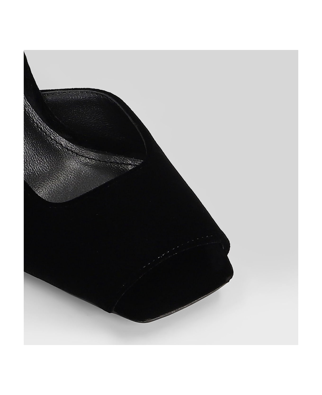 Lola Cruz Sandals In Black Velvet - black