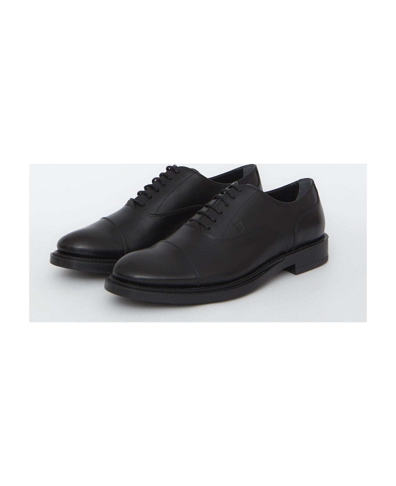 Tod's Lace-ups In Black Leather - Black ローファー＆デッキシューズ