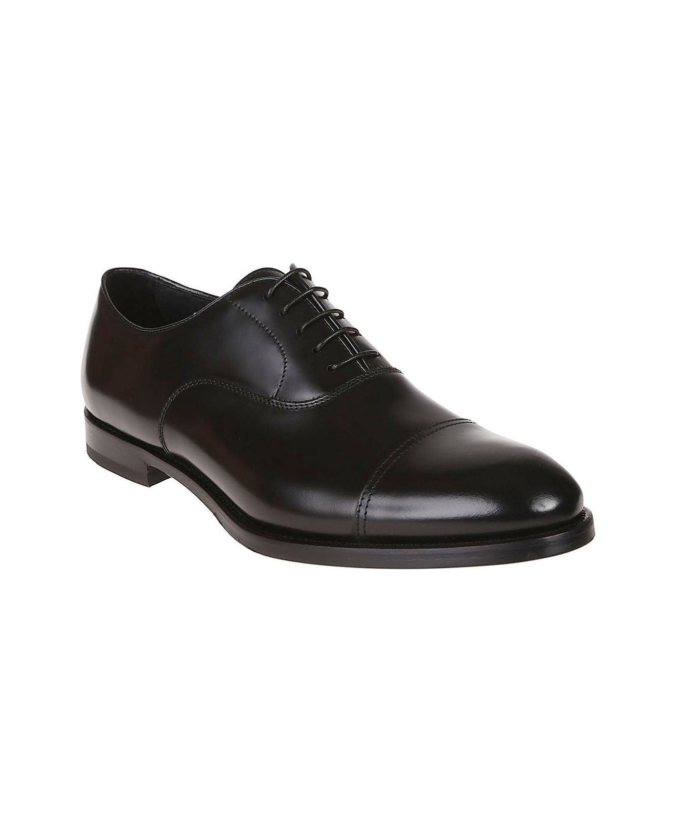 Doucal's Almond Toe Lace-up Shoes - Nero/fondo Nero
