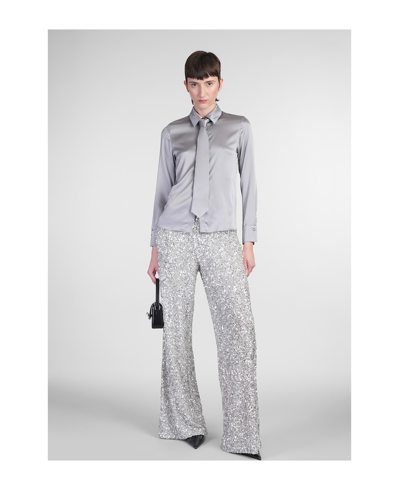 Alice + Olivia Brady Shirt In Grey Silk - grey