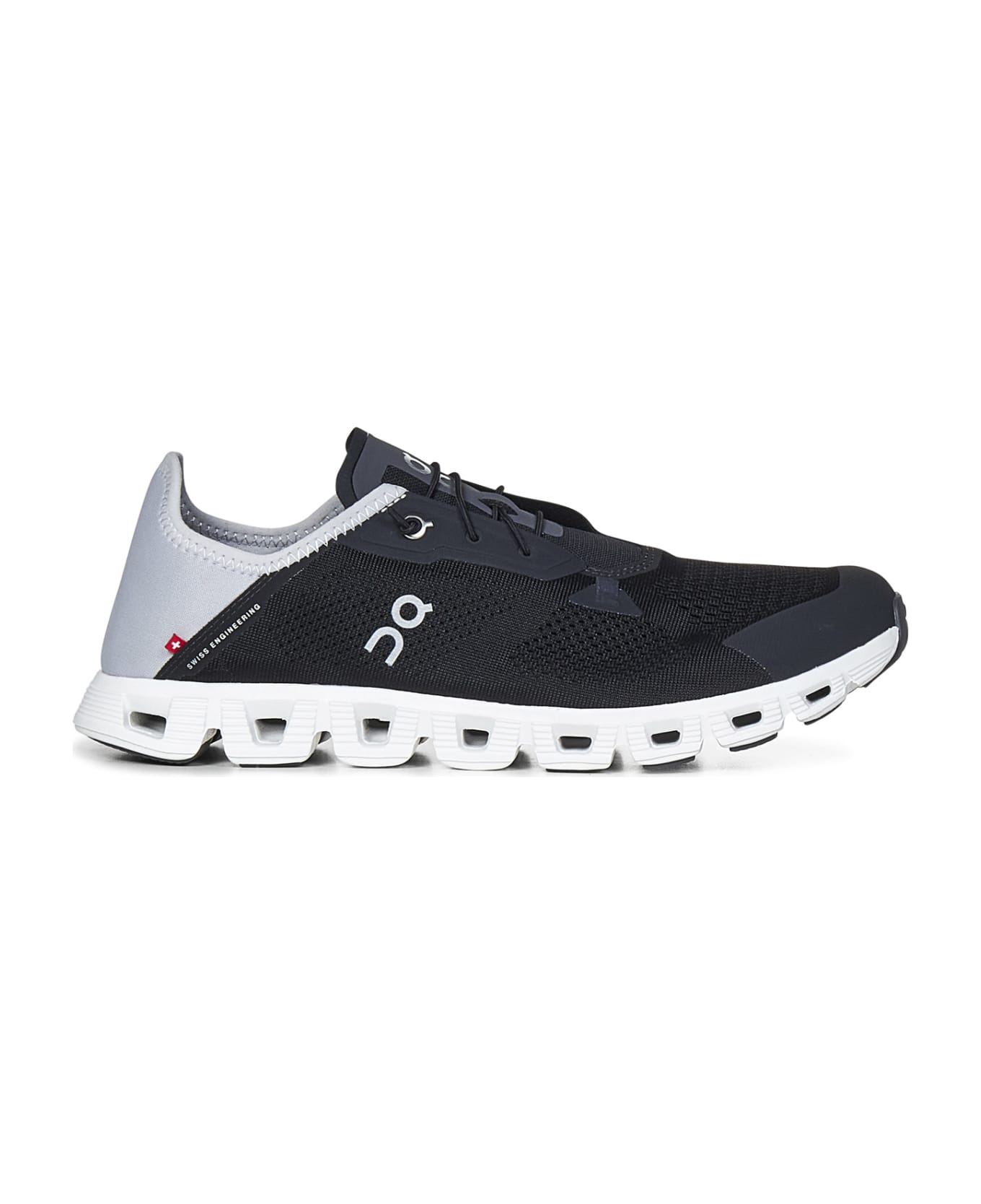 ON Running Cloud 5 Coast Sneakers - Black