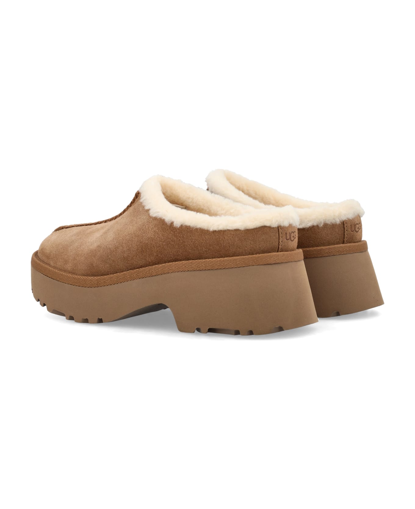 UGG New Eights Cozy Clog - Che Chestnut