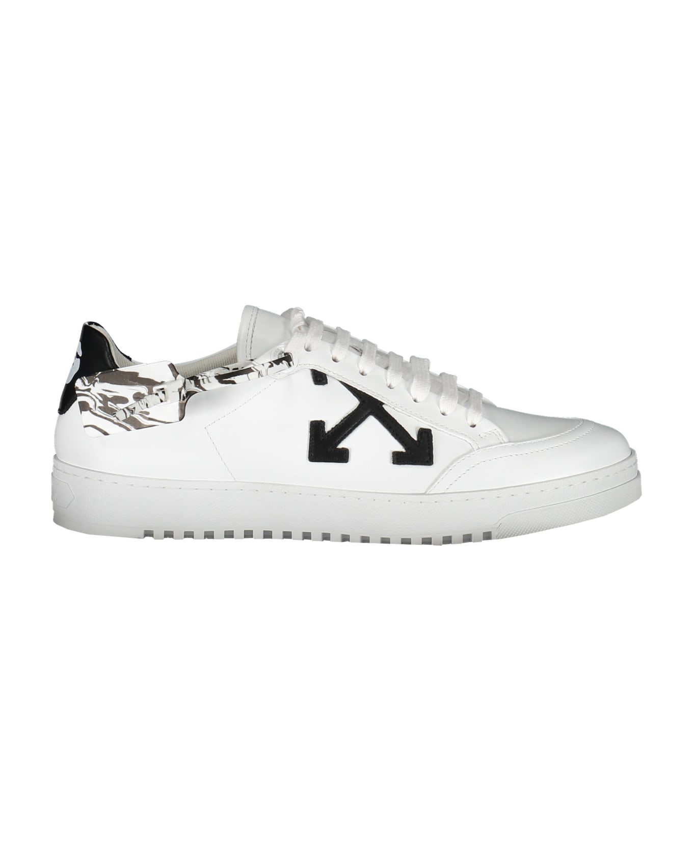 Off-White Leather Low-top Sneakers - White スニーカー