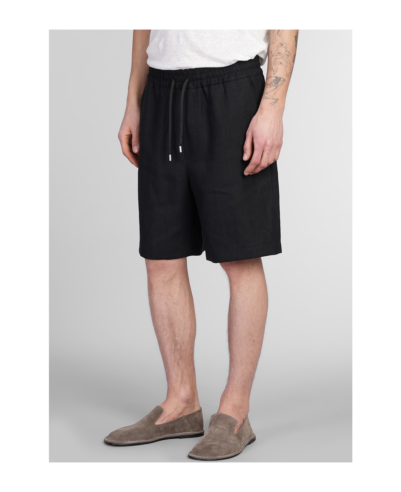 Lardini Shorts In Black Linen - black