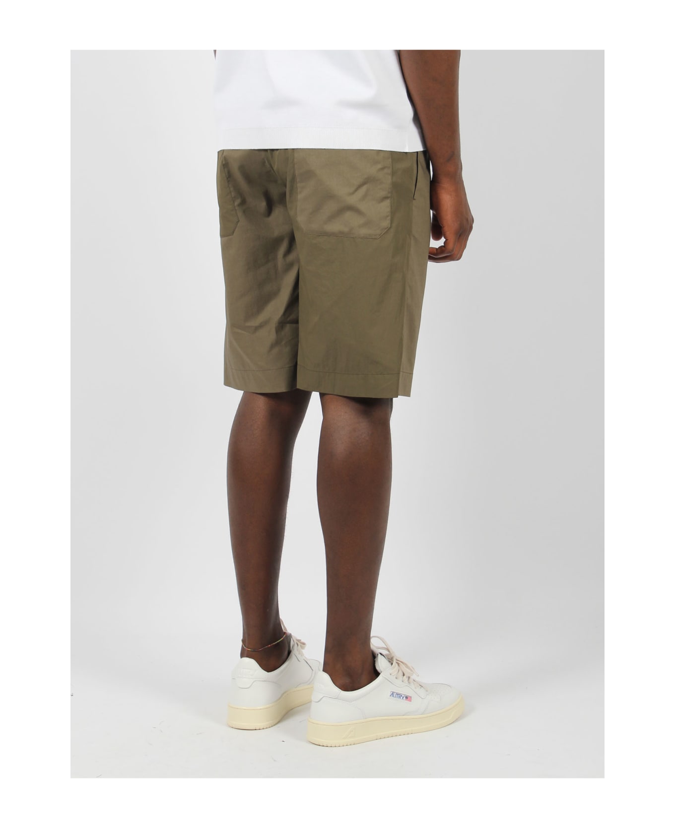 Herno Light Cotton Stretch And Ultralight Crease Shorts - Green