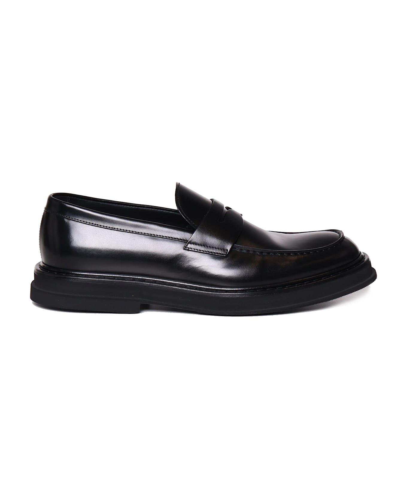 Doucal's Shiny Loafers - Black