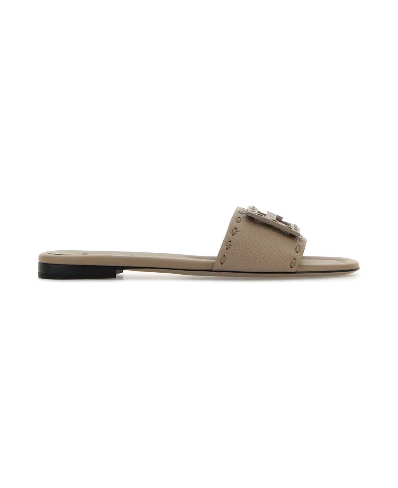 Fendi Cappuccino Leather Baguette Slippers - TORTORA