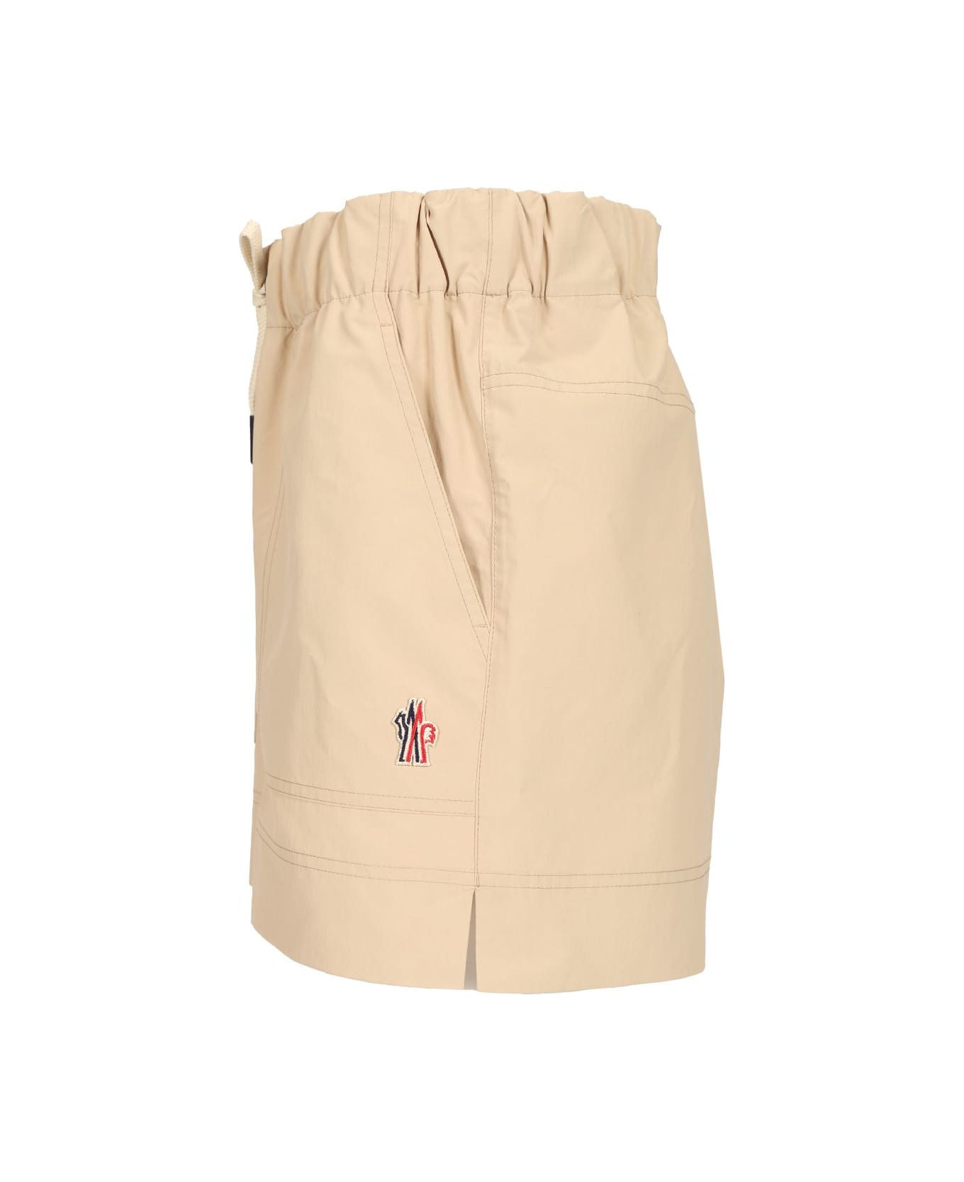 Moncler Grenoble Outdoor Shorts - Beige ボトムス