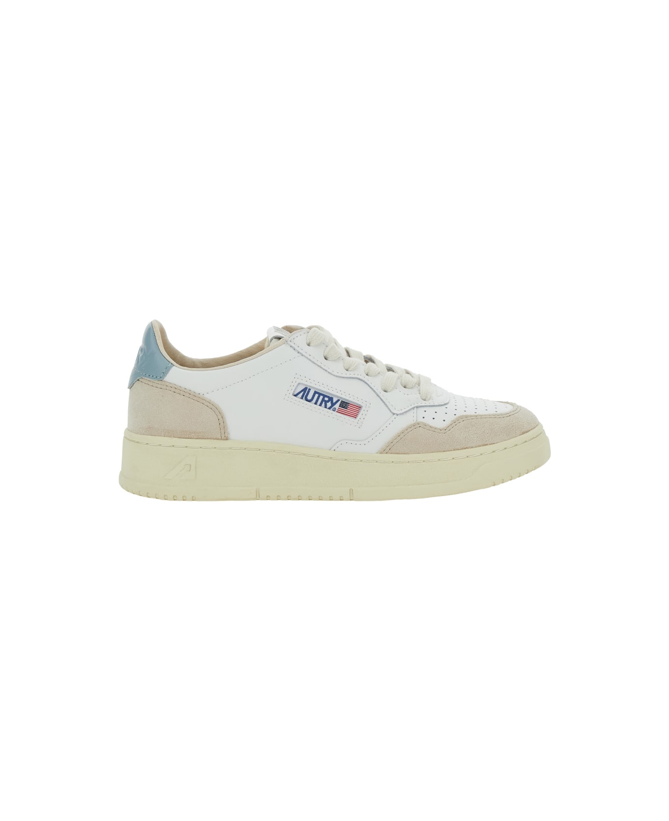 Autry 'medalist' White Low Top Sneakers With Logo Patch On Tongue And Side In Leather Blend Woman - White