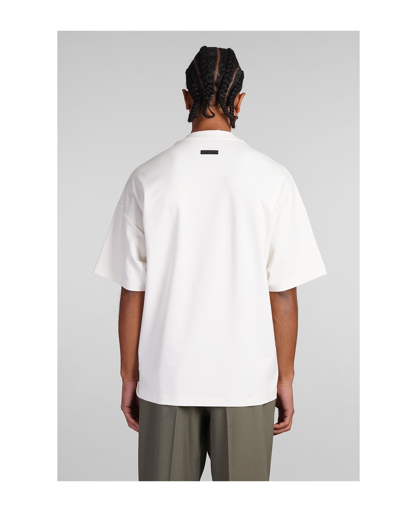 【送料&関税込】Fear of God T-shirt In Beige Viscose Fear of God T-shirt In Beige Viscose | italist