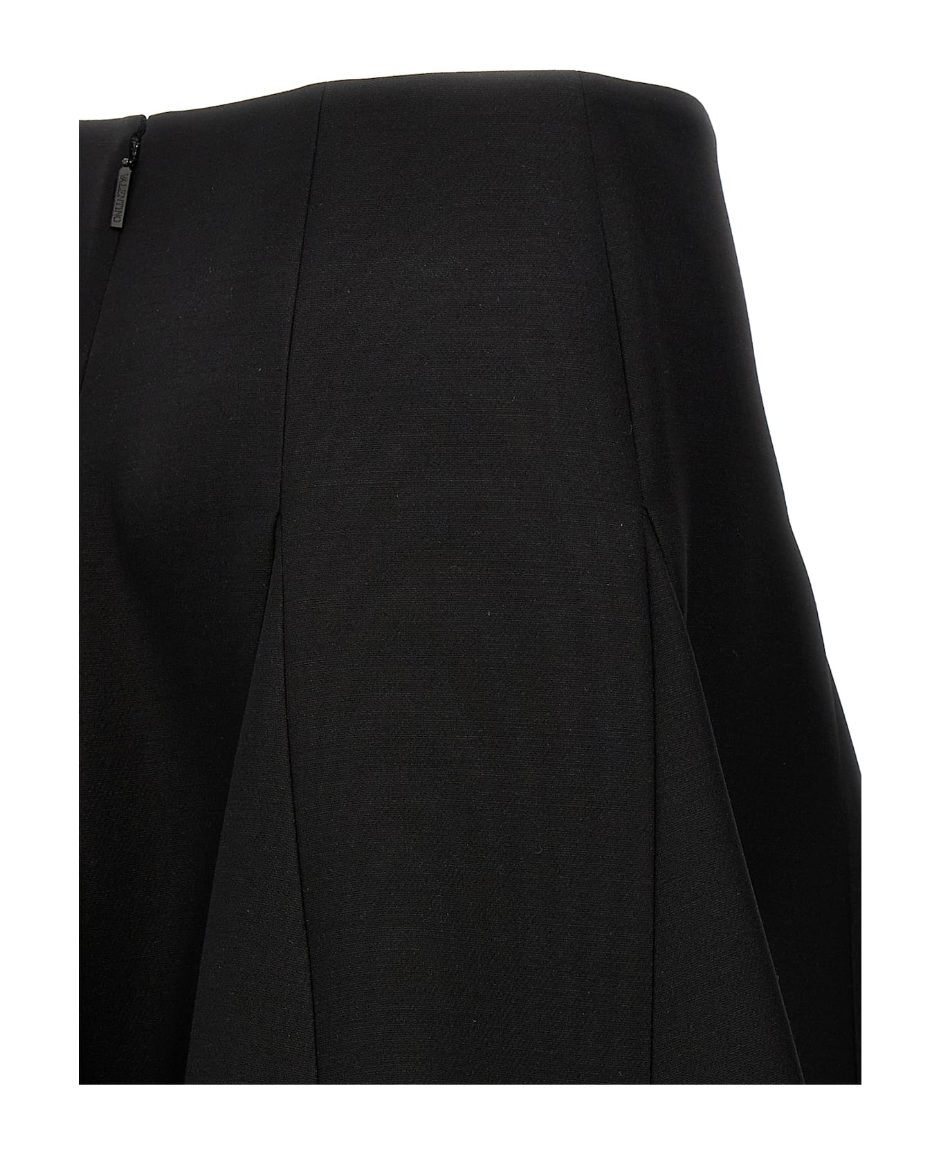 Valentino Garavani 
solid Crepe Couture
 Valentino Skirt - Black