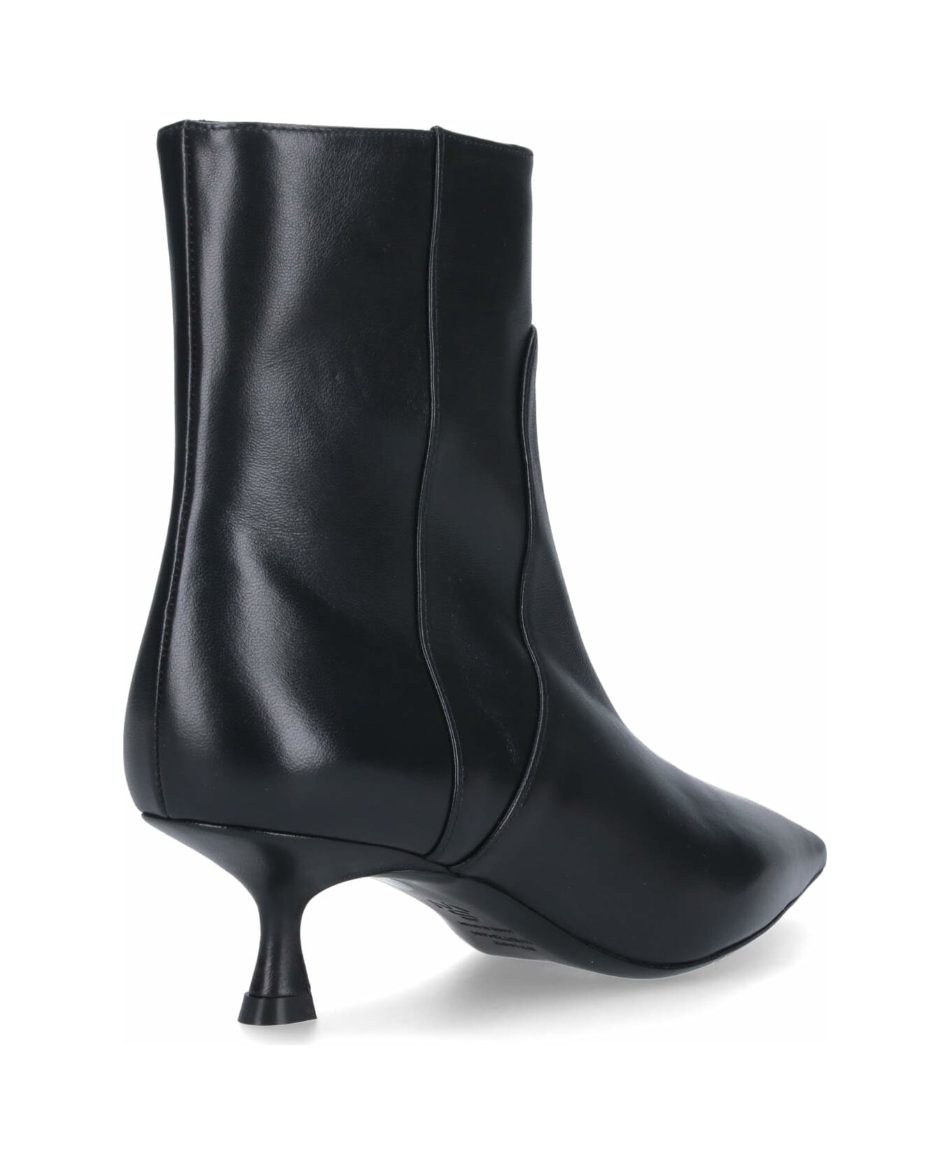 Stuart Weitzman 'naomi 50' Ankle Boots - Black  