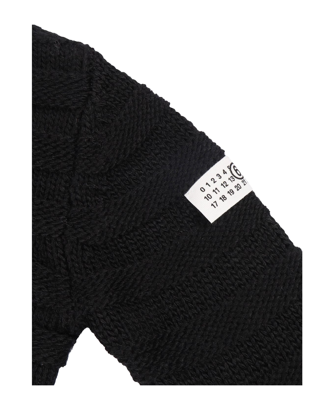 MM6 Maison Margiela Knitwear - BLACK