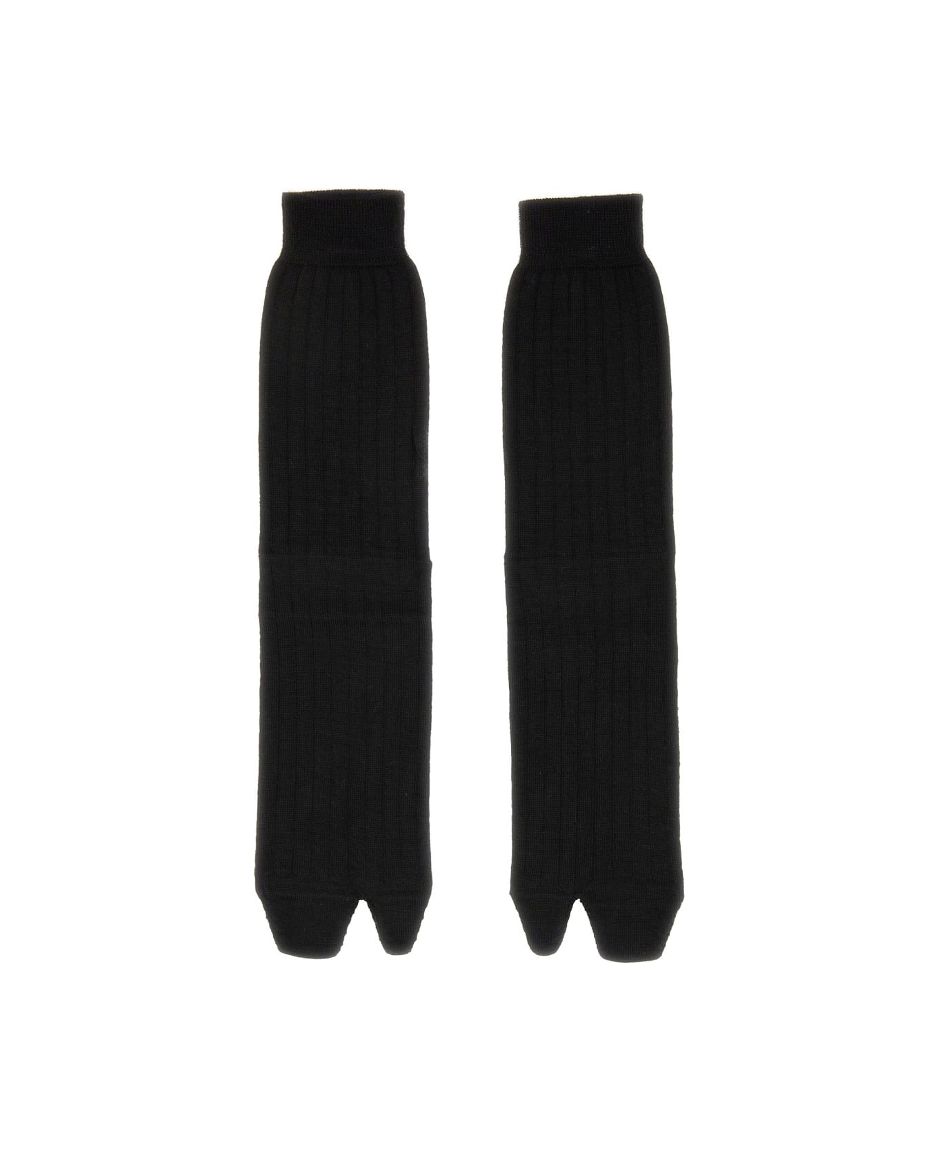 Maison Margiela Tabi Socks. - BLACK