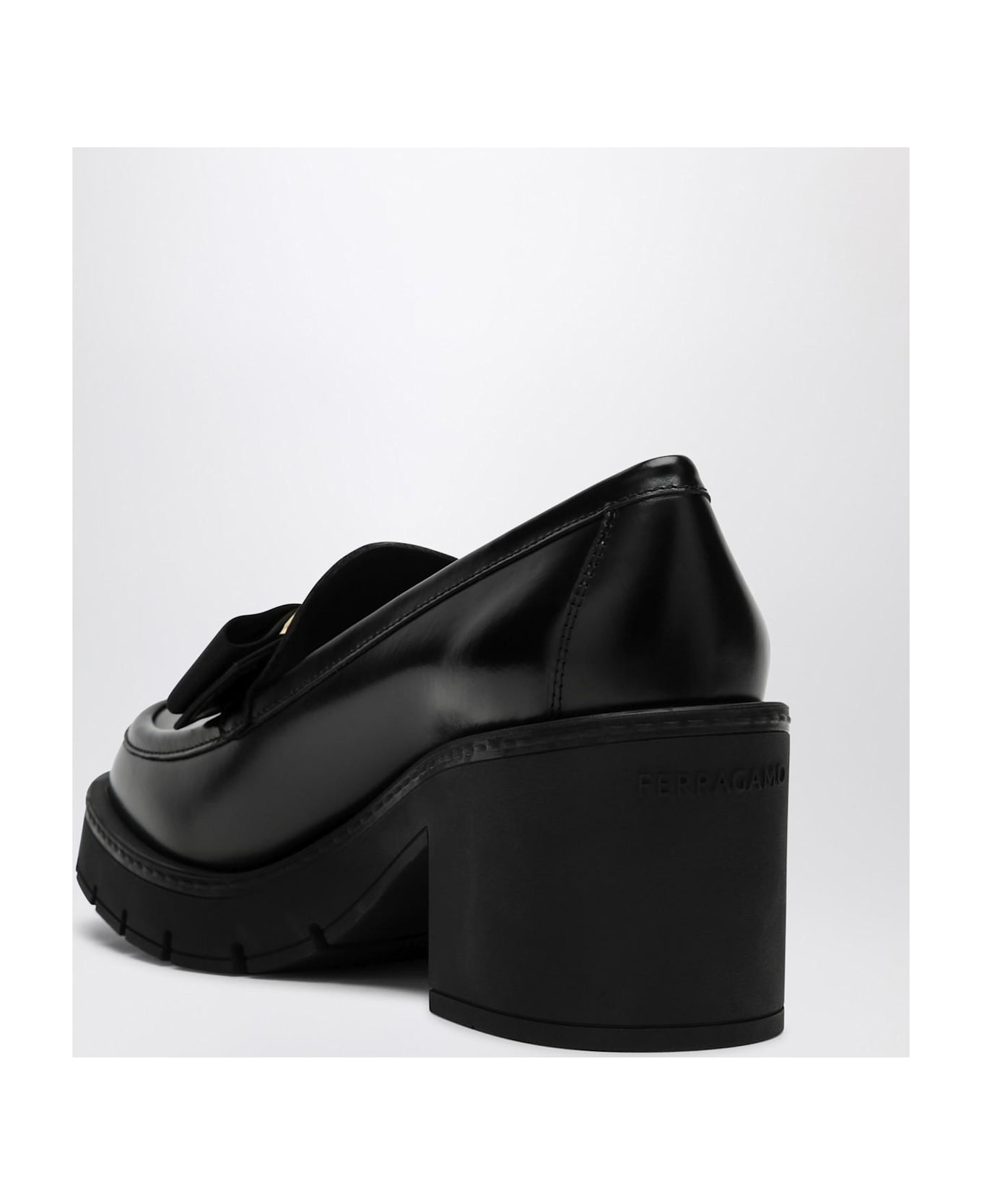 Ferragamo Black Vara Bow Moccasin With Heel - Black