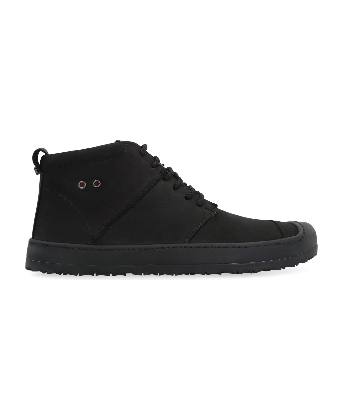 Volta Leather Desert Boots - black