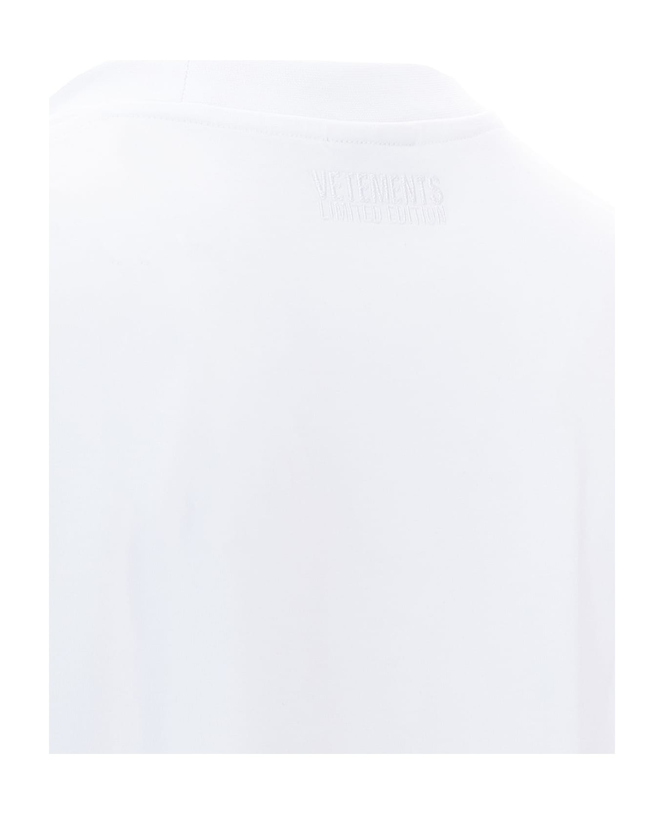 VETEMENTS 
oval Logo
 T-shirt - White