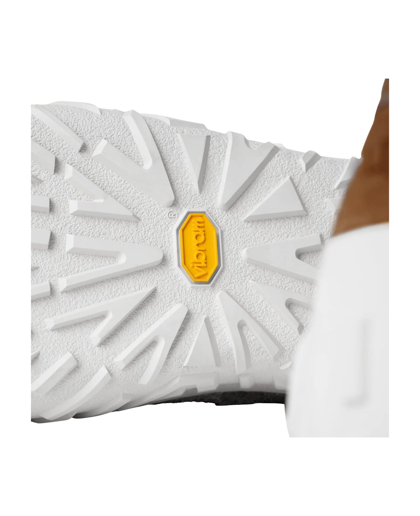 UGG M Ascot Wrap Tech - Chestnut