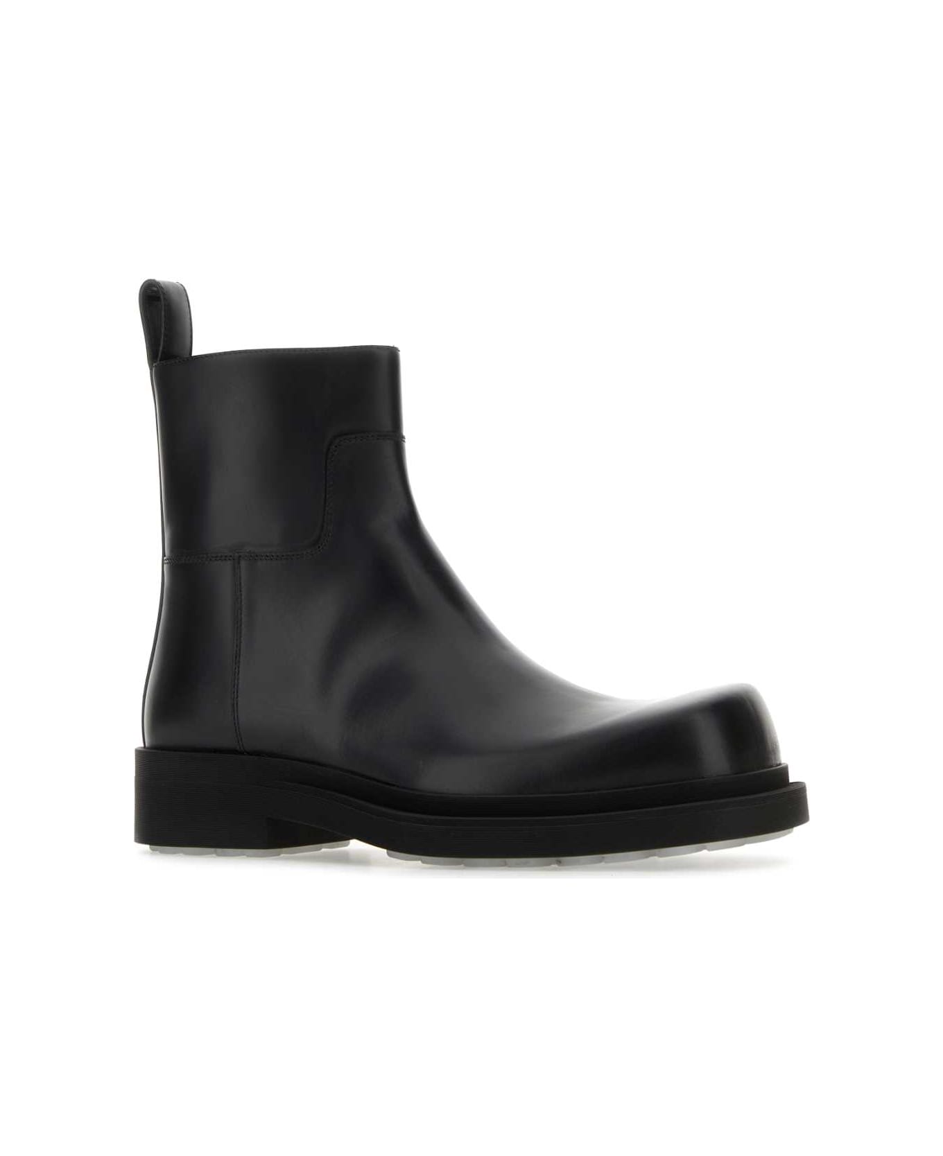 Bottega Veneta Black Leather Ben Ankle Boots - Black