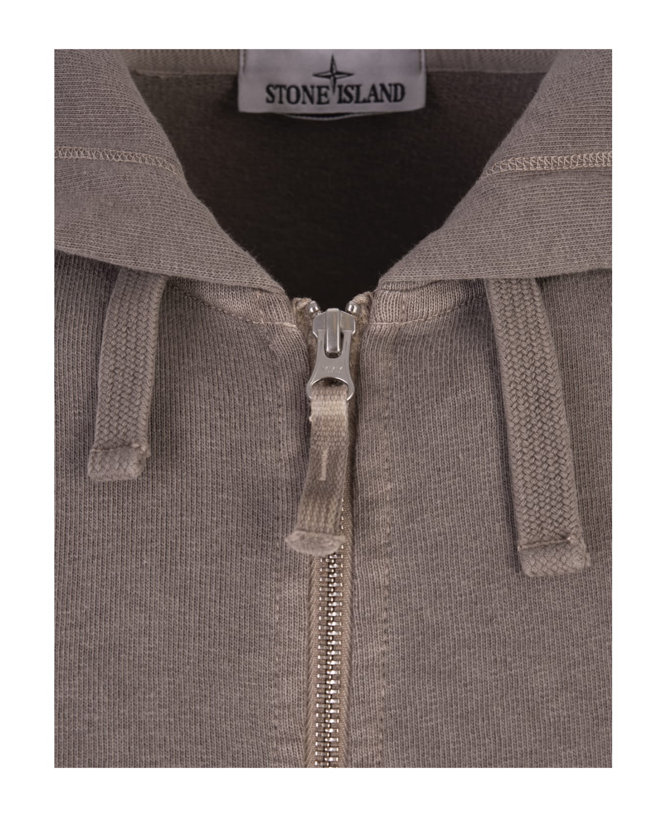 Stone Island Dove Zip-up Hoodie With 'old' Treatment - Brown ニットウェア