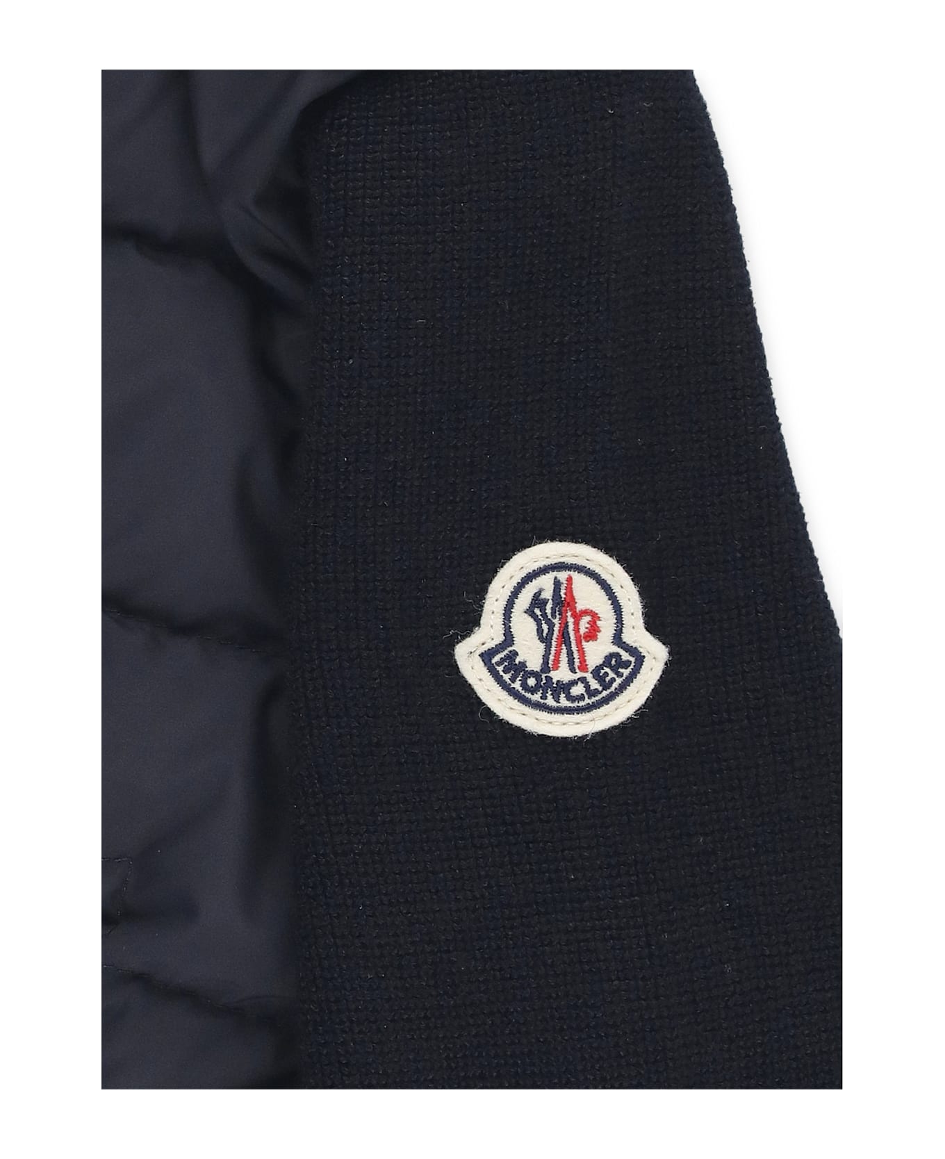 Moncler Padded Jacket With Logo - Blue