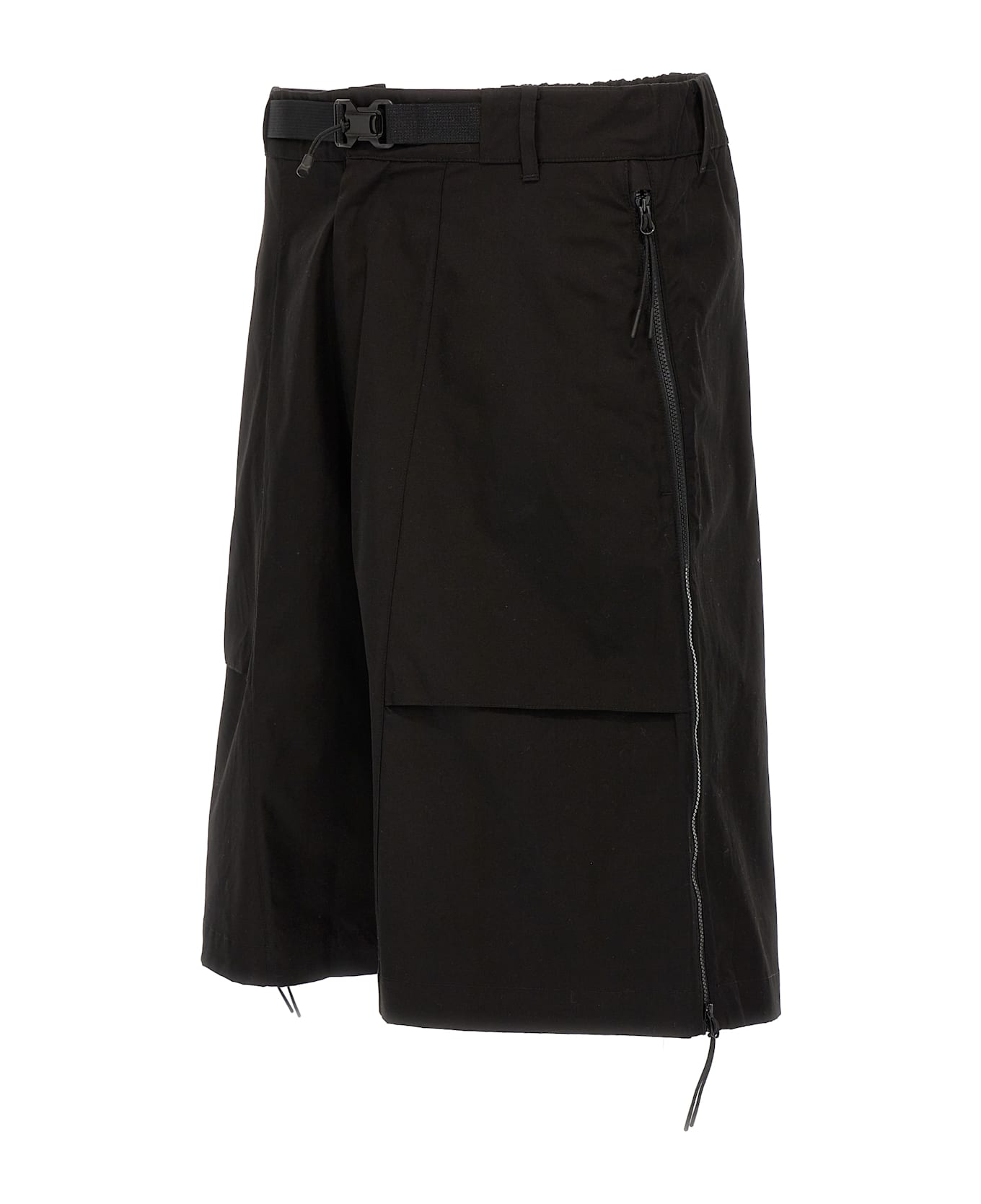 C.P. Company Cargo Hyst Bermuda Shorts - Black