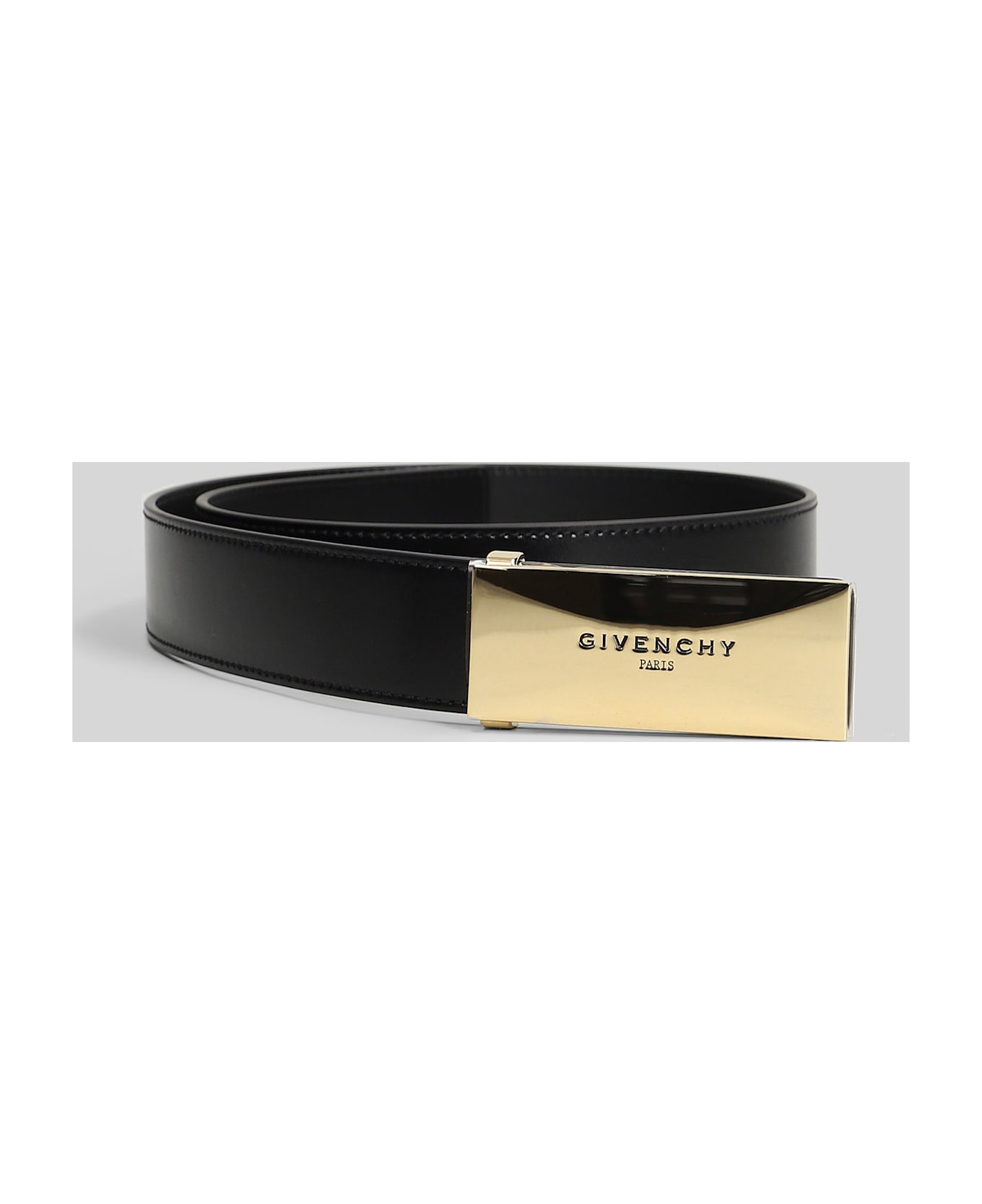 Givenchy Belts In Black Leather - black