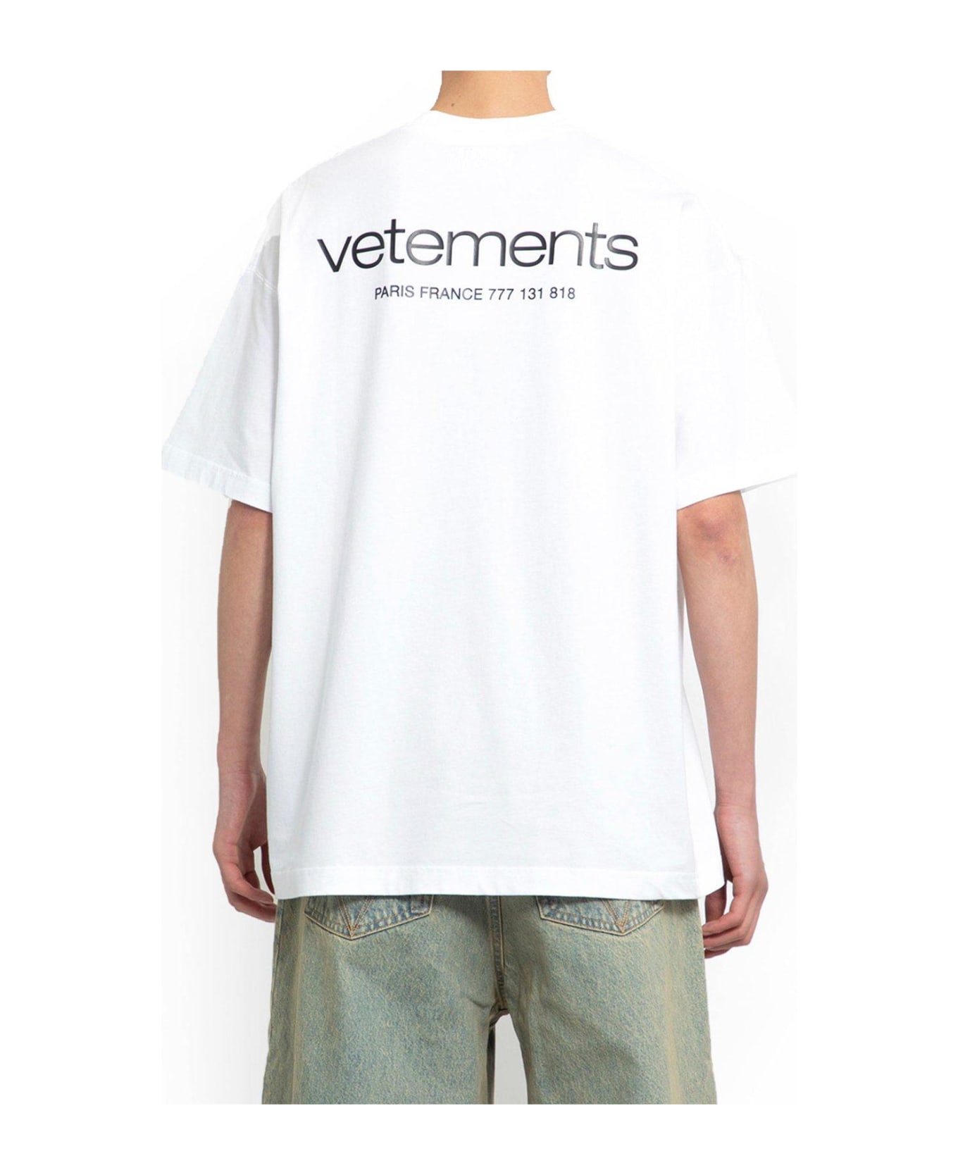 VETEMENTS Logo Printed Round Neck T-shirt - White Tシャツ
