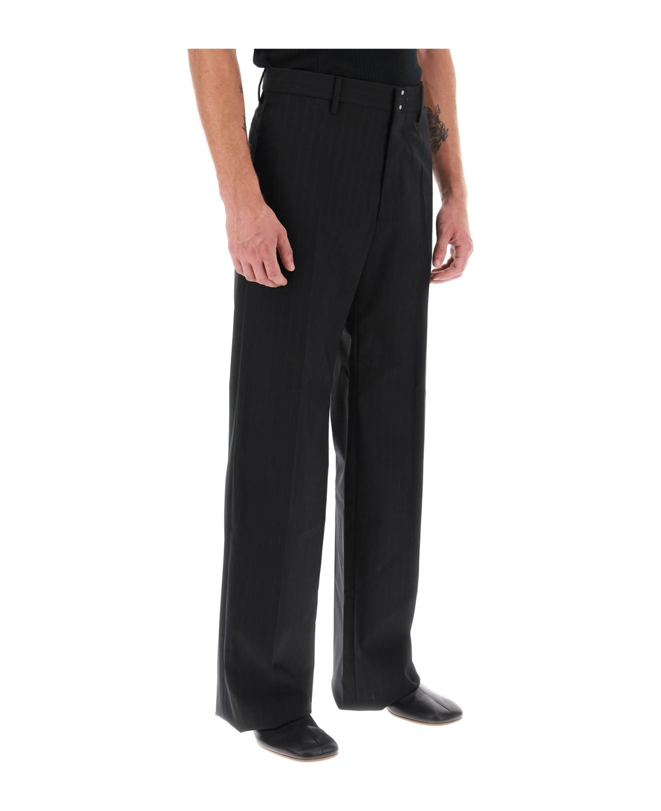 MM6 Maison Margiela Straight Cut Pants With Pinstripe Motif - BLACK (Black)