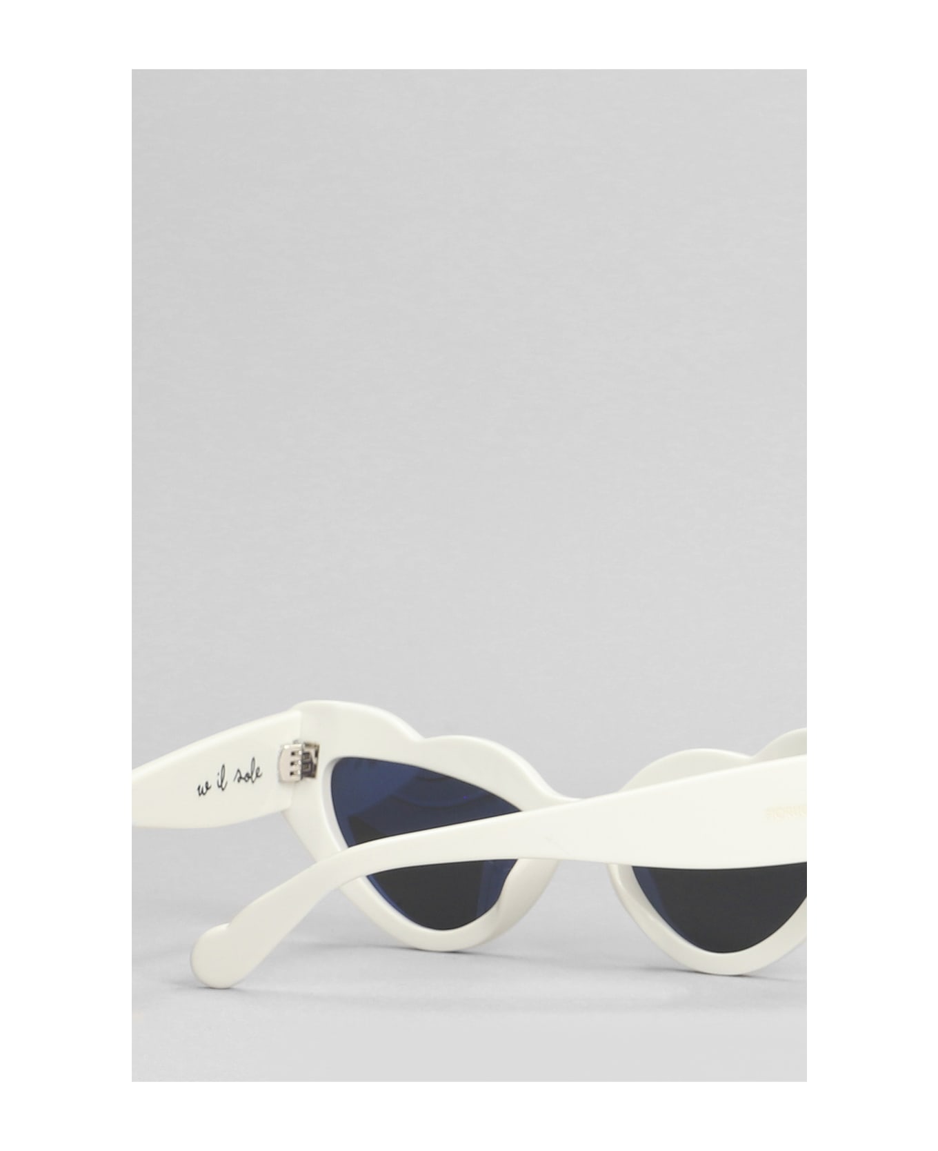 Fiorucci Sunglasses In White Acetate - white