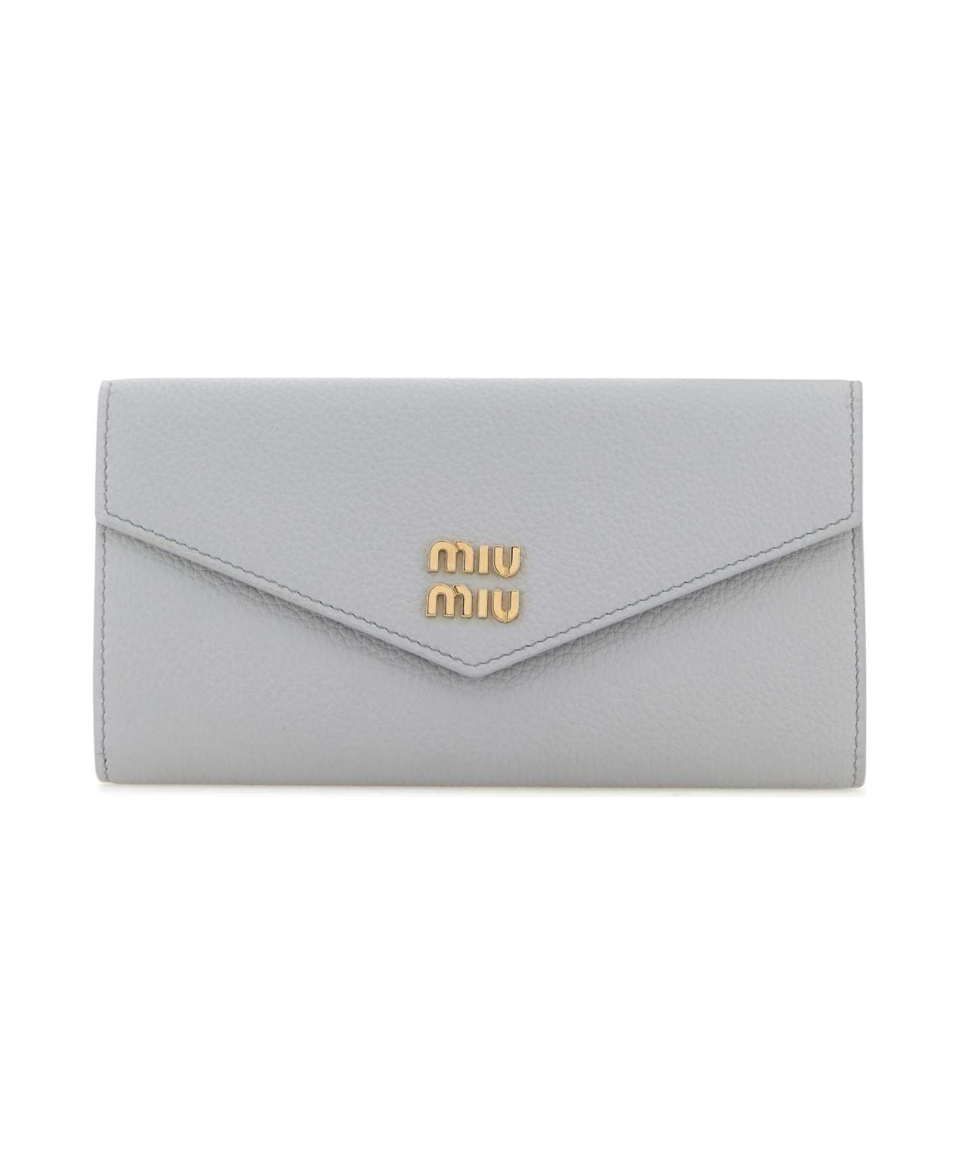 Miu Miu Powder Blue Leather Wallet - FIORDALISO 財布