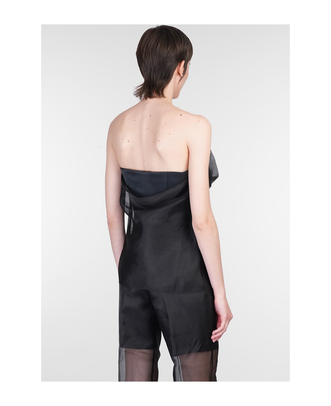 Del Core Topwear In Black Silk - black