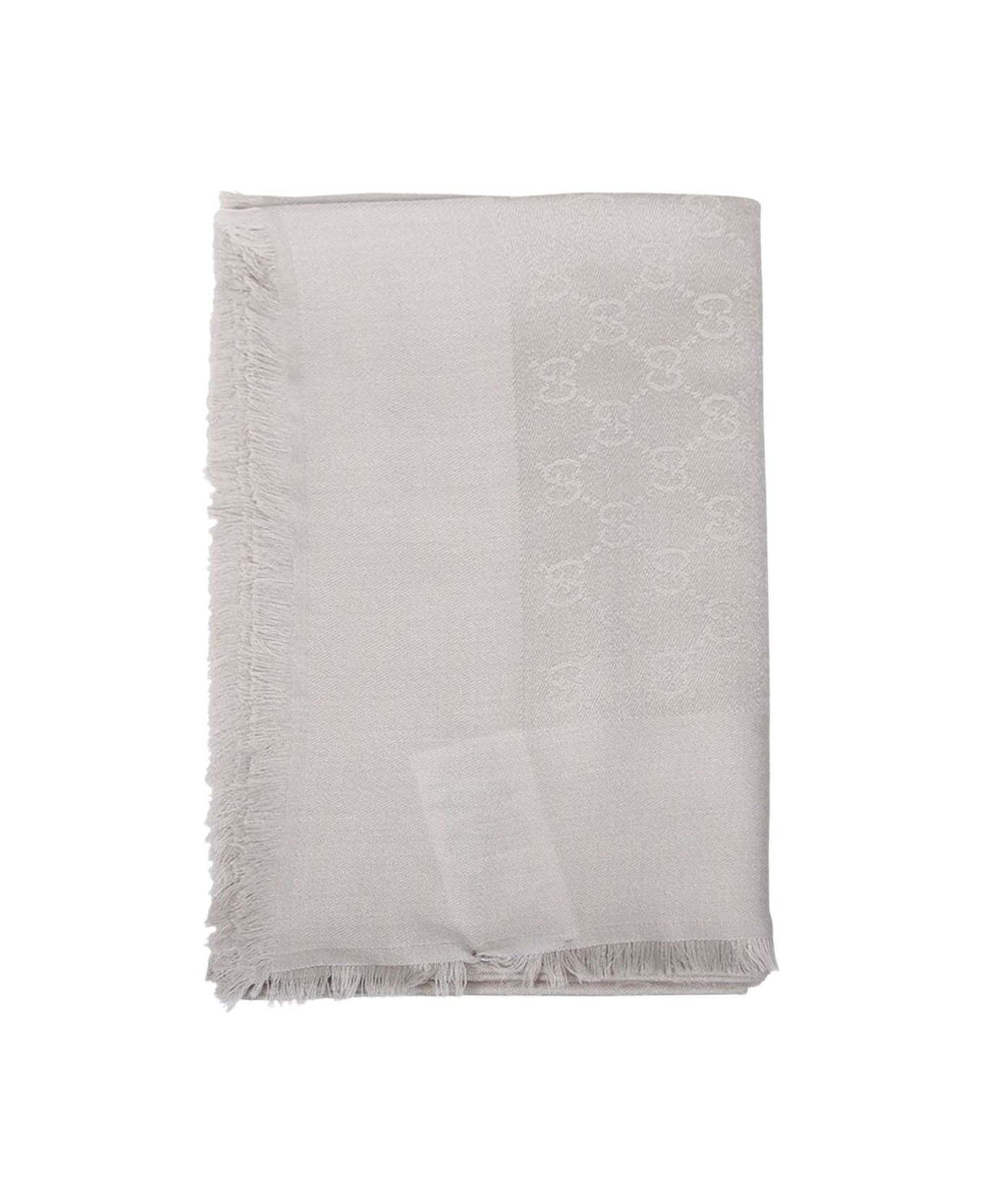Gucci Gg Jacquard Shawl - Grey