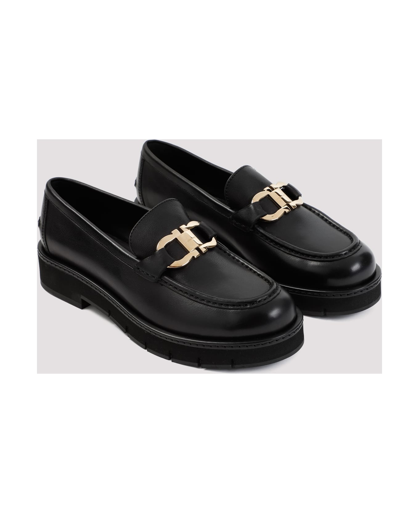Ferragamo Maryan Lug Loafers - Nero