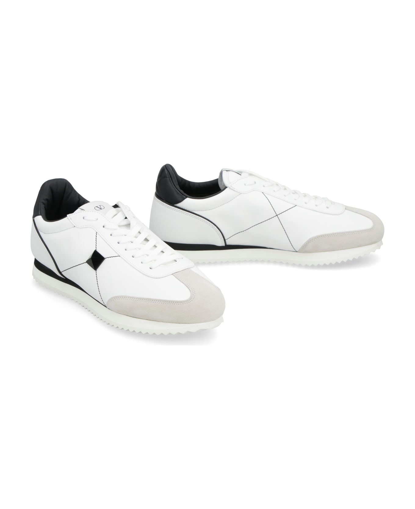 Valentino Garavani White Low Top Sneakers In Calf Leather And Nappa Leather - White スニーカー