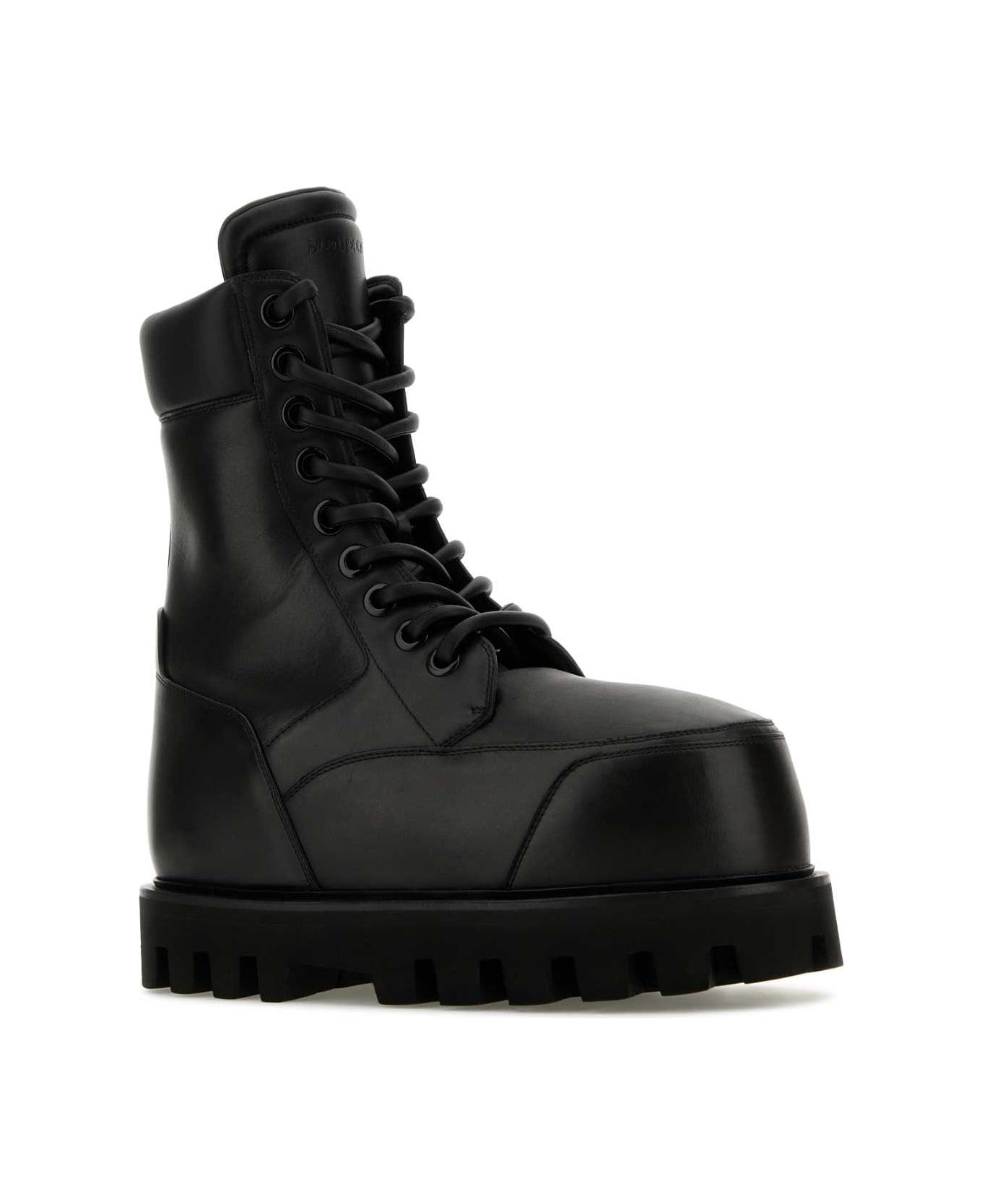 Alexander McQueen Black Leather Ankle Boots - Black