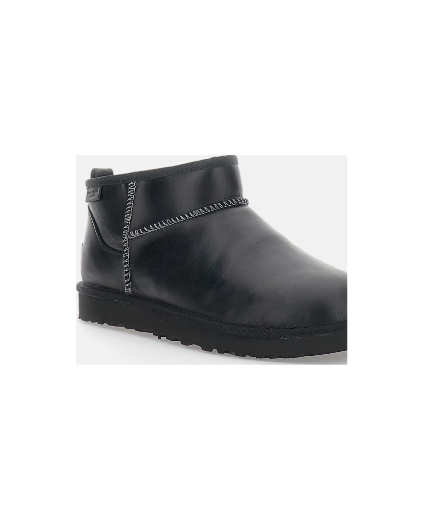 UGG M Classic Ultra Mini Lthr Regen - Black