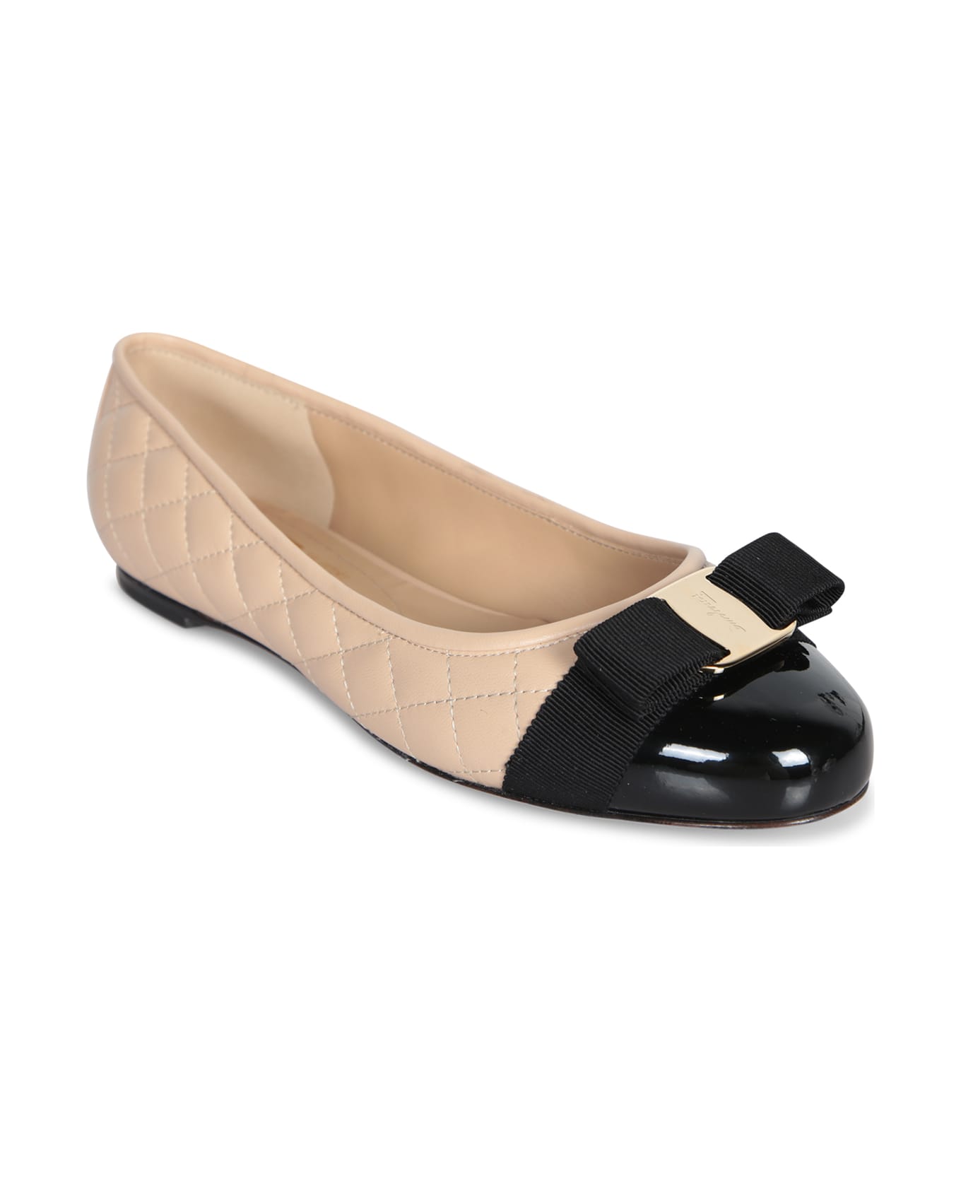 Ferragamo Vara Quilted Flat In Beige And Black - Beige