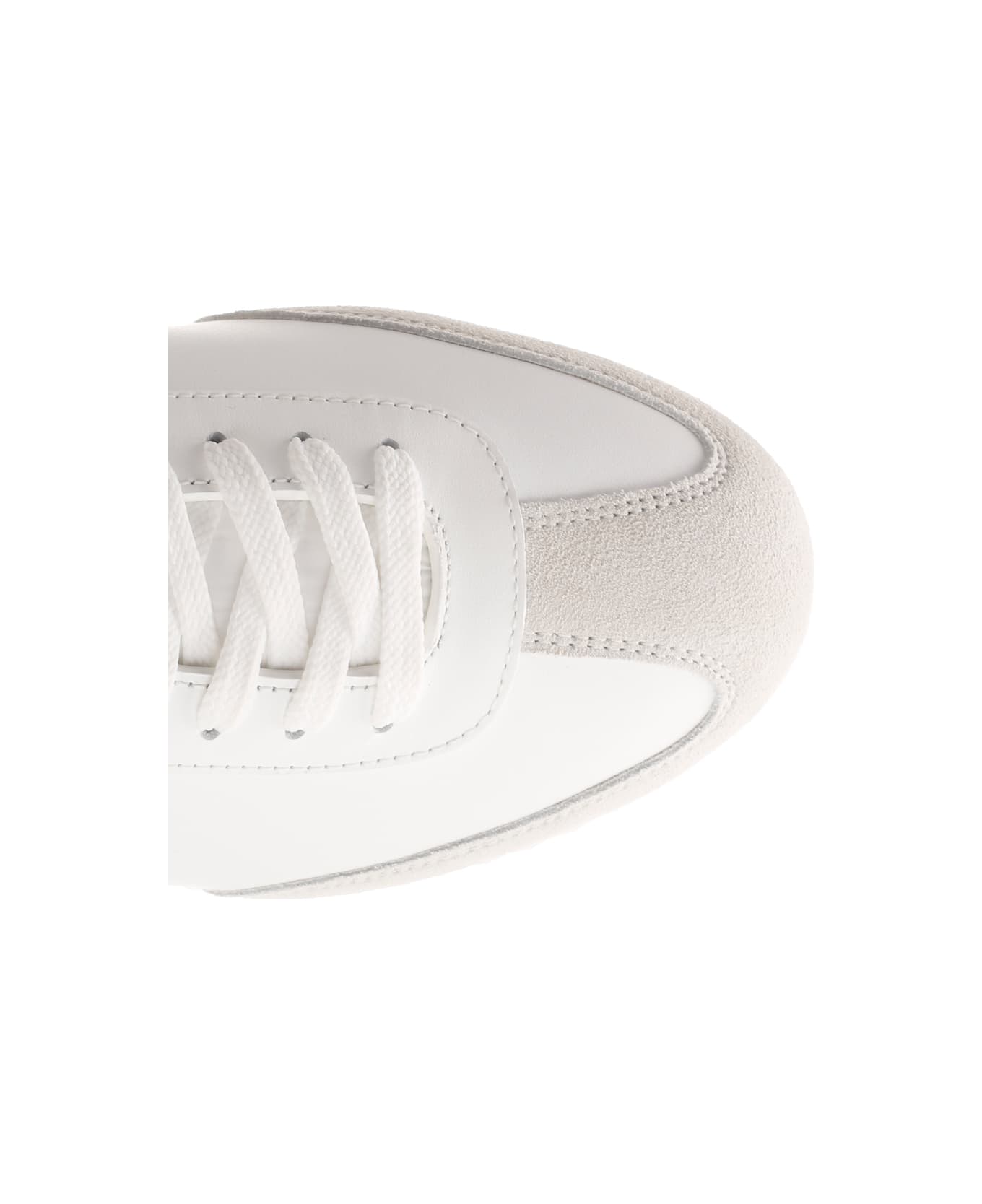 Valentino Garavani 'stud' Sneakers - White