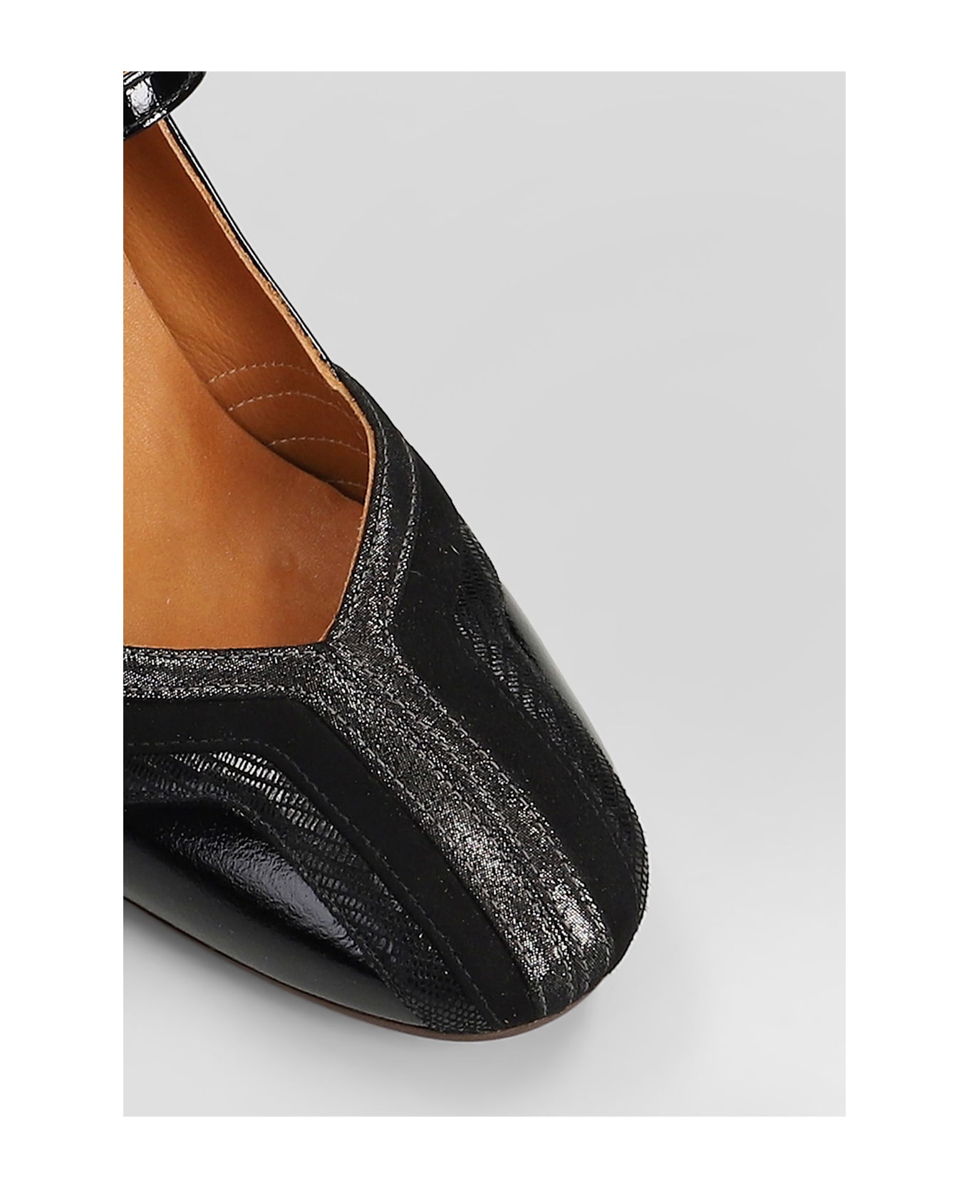 Chie Mihara Feva Pumps In Black Leather - black
