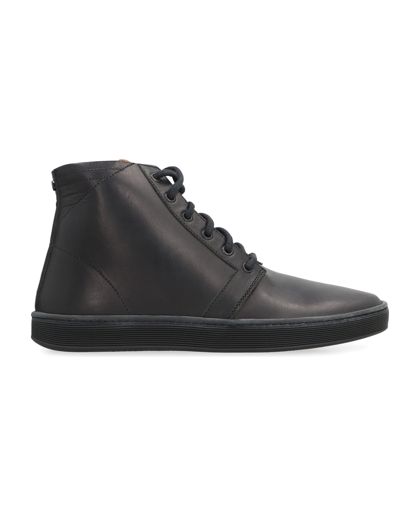 Volta Leather Desert Boots - black