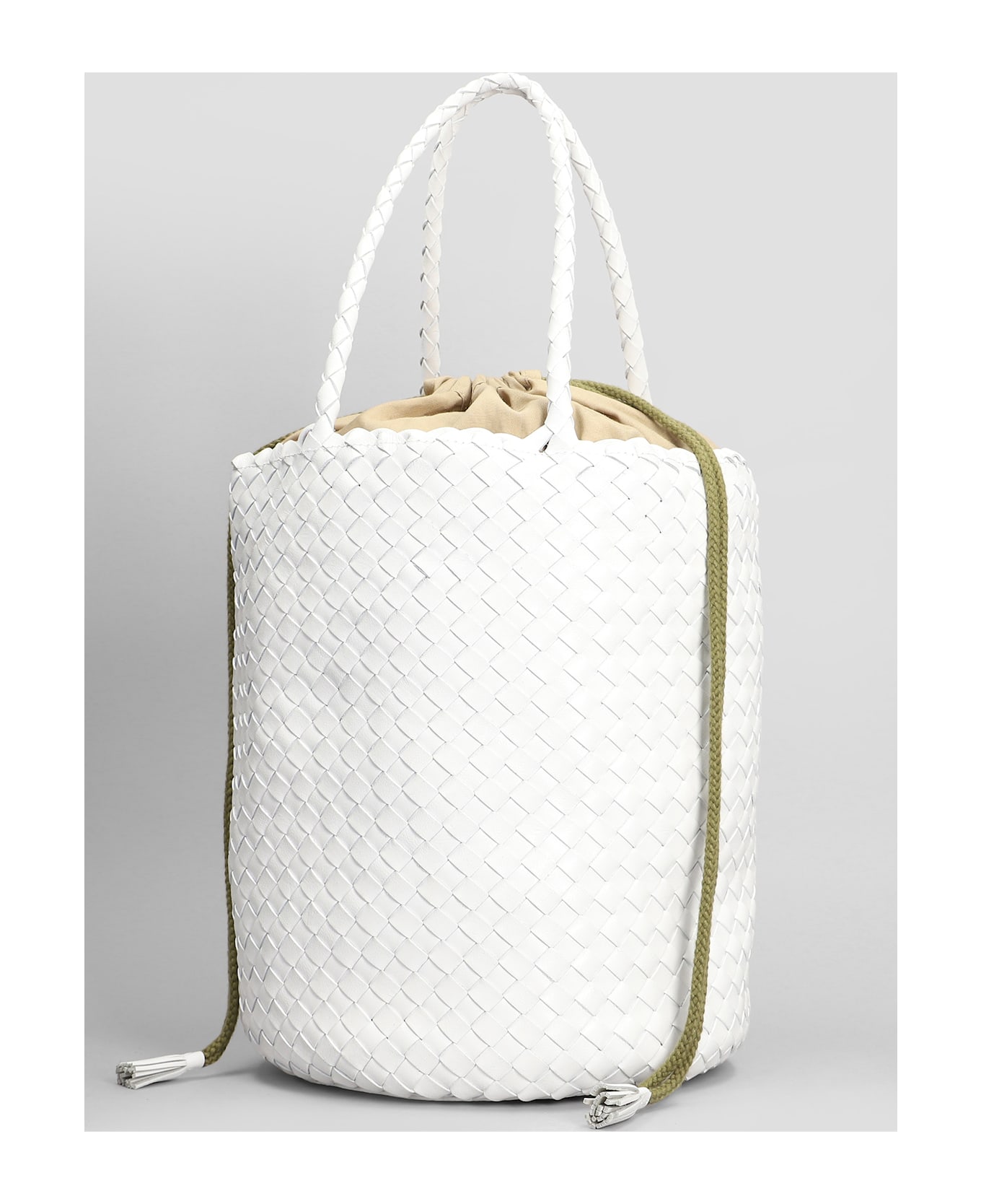 Dragon Diffusion Jack Bucket Hand Bag In White Leather - white