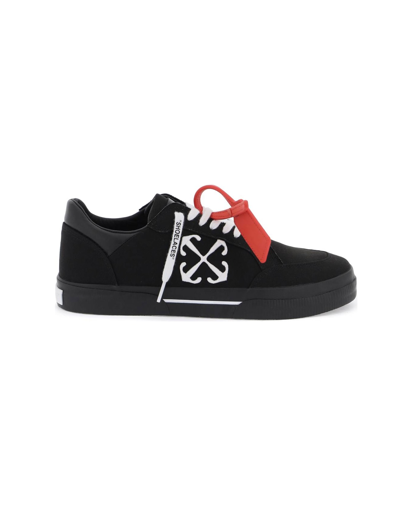 Off-White Low Vulcanized Sneakers - black