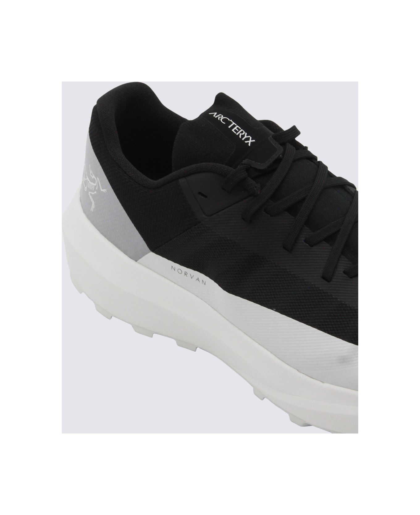 Arc'teryx Veilance Black Norvan Sneakers - Black/arctic silk