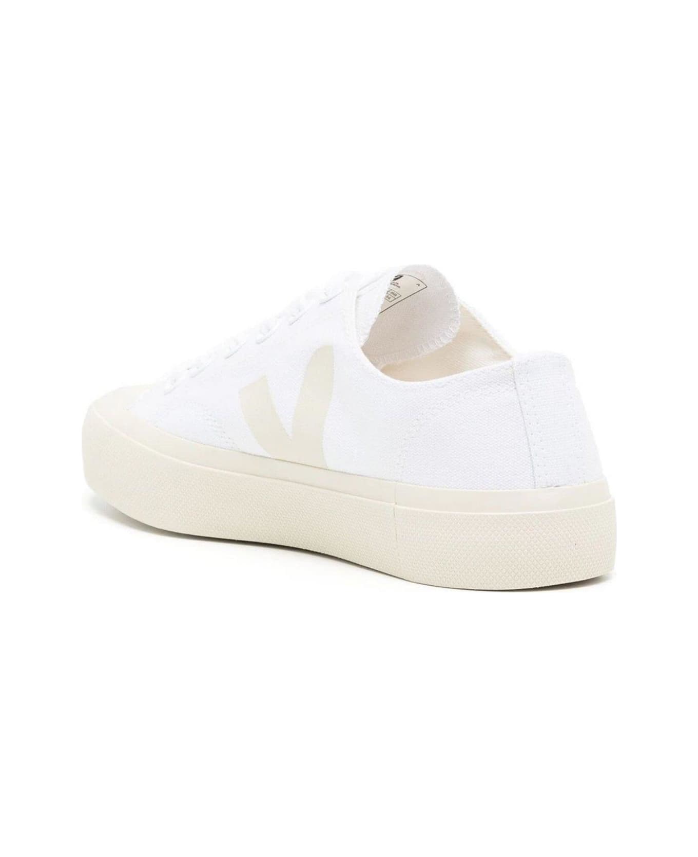 Veja Wata Ii Low-top Sneakers - White スニーカー